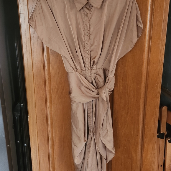 DO+BE Champagne Button-Up Tie Midi Dress - Picture 2 of 5